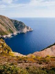 Spoil you in my arms